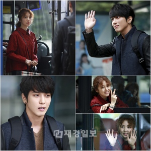 『未来の選択』でバスに乗るユン・ウネをチョン・ヨンファが見送り、別れの切なさが描かれた。写真=エネックステレコム 『未来の選択』でバスに乗るユン・ウネをチョン・ヨンファが見送り、別れの切なさが描かれた。写真=エネックステレコム