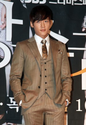 チェ・ジニョクが才能寄付トークコンサートを開催する。