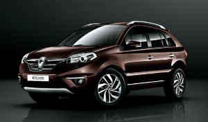 ルノー・ジャポンは14日、スポーツ用多目的車(SUV)「コレオス」をマイナーチェンジして発売した。 ルノー・ジャポンは14日、スポーツ用多目的車(SUV)「コレオス」をマイナーチェンジして発売した。