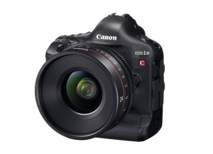 キヤノンの映像制作機器「CINEMA EOS SYSTEM」が2012年12月発売した「EOS-1D C」が、デジタル一眼レフカメラとして初めて、EBU(European Broadcasting Union)の定めるHD放送制作用機材の高度な基準に適合した キヤノンの映像制作機器「CINEMA EOS SYSTEM」が2012年12月発売した「EOS-1D C」が、デジタル一眼レフカメラとして初めて、EBU(European Broadcasting Union)の定めるHD放送制作用機材の高度な基準に適合した