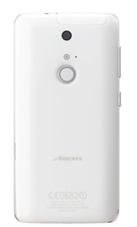 KDDIは18日、au2013冬の5型スマートフォン「ARROWS Z FJL22」（富士通モバイルコミュニケーションズ製）を23日から発売すると発表した。