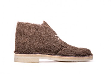ドーバーからクラークスの限定ブーツ発売 - アルパカ＆モヘアをたっぷり使用