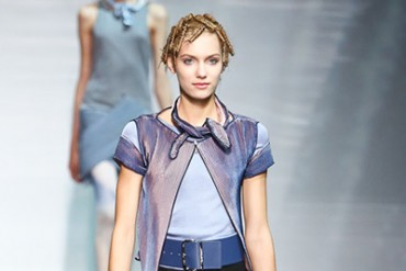 エンポリオ アルマーニ 2014年春夏コレクション - 睡蓮のように繊細なフェミニニティ