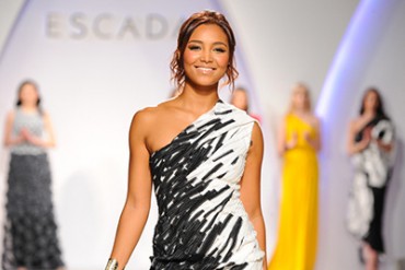 クリスタル・ケイがランウェイに登場！エスカーダ 2014年春夏コレクション