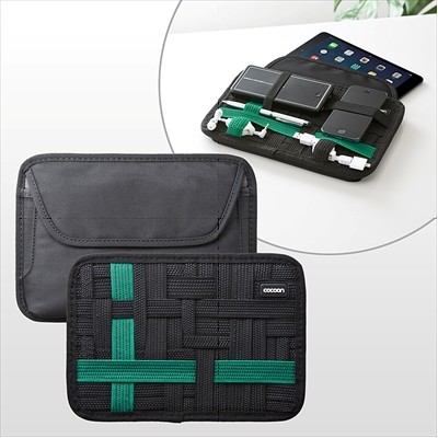 小型アクセサリ類などをゴムバンドで固定して収納できるサンワサプライのタブレット用インナーケース