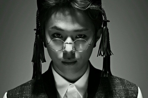 ソロ活動を控えているBEASTのヨン・ジュンヒョンのファンたちが、台風で被害を被ったフィリピン地域に緊急救護活動基金を伝達する“分かち合い”を実践した。（写真提供：ワールドシェア）