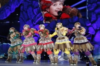 ももクロ 極寒の西武ドームで圧巻ライブ、涙の国立2DAYSへ