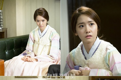 新妻の少女時代ユナが、優雅な韓服姿を披露した。