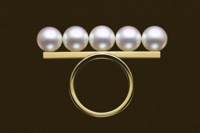 「ドーバーストリートマーケットニューヨーク(Dover Street Market New York)」が「タサキ(TASAKI)」 の取り扱いを開始