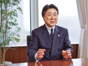 「女性活躍推進をはじめとするダイバーシティ経営を推進し、 徹底した人材育成で提案力・営業力を強化する」と語る、積水ハウスの代表取締役社長兼COO 阿部 俊則氏。 「女性活躍推進をはじめとするダイバーシティ経営を推進し、 徹底した人材育成で提案力・営業力を強化する」と語る、積水ハウスの代表取締役社長兼COO 阿部 俊則氏。