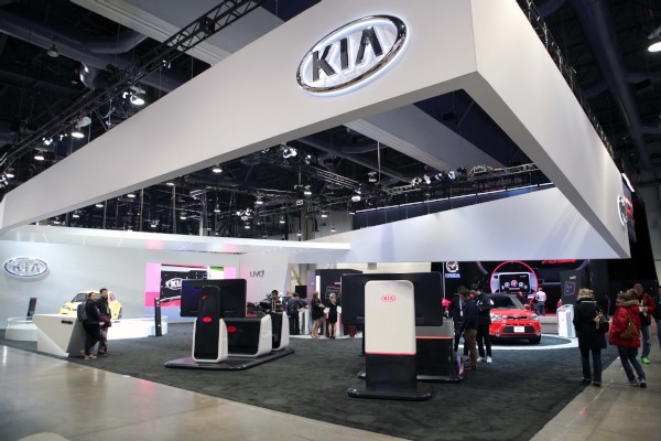 韓国の起亜自動車は7日、「2014 CES」で、電気自動車（EV）専用テレマティクスシステムと安全分野における次世代新技術などを披露した。
