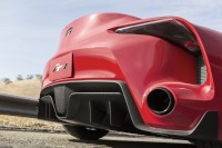 トヨタ自動車が2014年北米国際自動車ショーに初出展するスタディコンセプト「TOYOTA FT-1」(写真提供:トヨタ自動車) トヨタ自動車が2014年北米国際自動車ショーに初出展するスタディコンセプト「TOYOTA FT-1」(写真提供:トヨタ自動車)