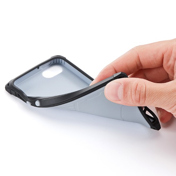 四隅のダンパーで落下時の衝撃を抑えるサンワサプライのiPhone 5s / 5ケース「200-PDA135GY」