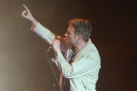 ブラーやゴリラズのデーモン・アルバーンが4月にソロデビュー