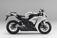 ホンダが仕様変更して2月14日に発売する大型スーパースポーツモデル「CBR1000RR」＜ABS＞