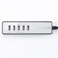 スマートフォンやタブレットなどを最大5台まで同時に充電することができるサンワダイレクトのUSB充電器「5ポートUSB充電器 700-AC007シリーズ」