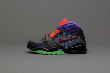 トランスフォーマー「破壊大帝メガトロン」がナイキのシューズに！