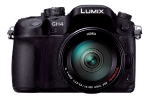 4K動画撮影が可能なパナソニックのミラーレス一眼カメラ「LUMIX GH4」（写真提供：パナソニック）