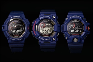 カシオ計算機は、耐衝撃の腕時計「G-SHOCK」シリーズに、ミリタリーテイストをテーマに、本体を紺色で統一した「MEN IN NAVY」3機種を追加する。 カシオ計算機は、耐衝撃の腕時計「G-SHOCK」シリーズに、ミリタリーテイストをテーマに、本体を紺色で統一した「MEN IN NAVY」3機種を追加する。
