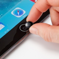 サンワダイレクトが発売したiPad Air / iPad mini Retina / iPad mini用の強化ガラス製保護フィルム