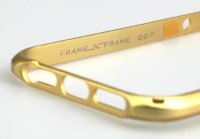 純度99.9%の金を使用したiPhone用バンパー「TUNEWEAR FRAME x FRAME SHOCKMOUNT for iPhone 5s / 5 (24金メッキ限定版)」