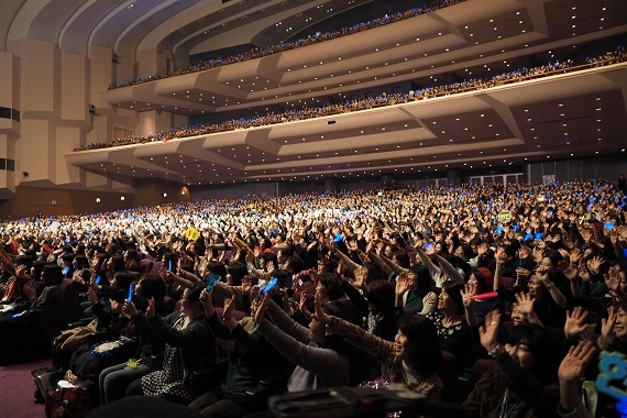 写真 ヒョンビン 横浜で約4年ぶりのファンミ アジアツアーのフィナーレ飾る 3 韓流 芸能一般 エンタメ 財経新聞