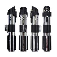 ラナが発売したダース・ベイダー ライトセーバー型モバイルバッテリー(C)&TM Lucasfilm Ltd. ラナが発売したダース・ベイダー ライトセーバー型モバイルバッテリー(C)&TM Lucasfilm Ltd.