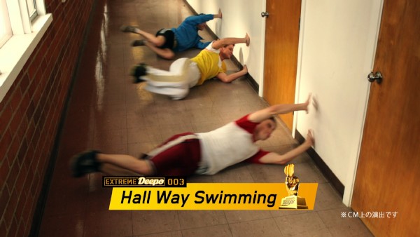 「巨大タイヤフラフープ(Tire Hooping)」のポール“ディジーヒップス”ブレア（Paul "Dizzy Hips" Blair）