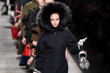 フェンディ 2014-15年秋冬コレクション - セクシー＆シックを中核に据えたスポーティ
