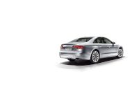 アウディジャパンが発売する新型「Audi A8 hybrid」