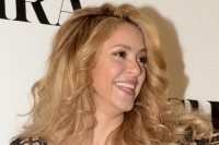 シャキーラ、facebookの“いいね！”数がミュージシャンNo.1に