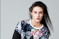 「トップショップ(TOPSHOP)」×「アディダス(adidas)」のコラボアイテムがついに発売