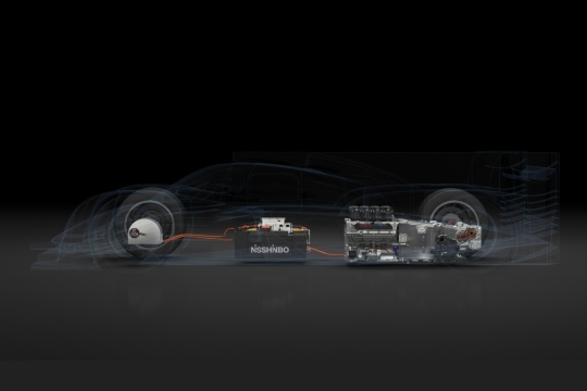 トヨタの新型ハイブリッド・レーシングカー「TS040 HYBRID」