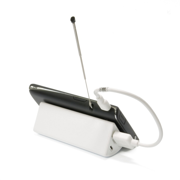 スマートフォンに吸着できるモバイルバッテリー「Energizer Power Stand PS2800」