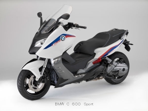 BMWのマキシ・スクーター「BMW C 600 Sport」