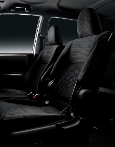 4ドアトールワゴン「スペイド」の特別仕様車「F“Jack”」