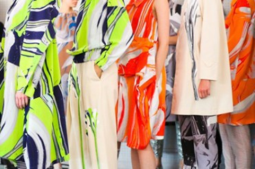 ミントデザインズ、新国立美術館で「VERTIGO」展 ‐ 2014年春夏コレクションを展示・販売
