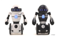 タカラトミーのエンターテイメントロボット「OMNIBOT」シリーズの「Hello！MiP」