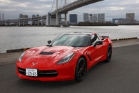 ゼネラルモーターズ・ジャパンが12日から販売開始した第7世代目の「シボレー コルベット（クーペ、クーペZ51（ズィー・フィフティー・ワン）」© General Motors