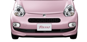 トヨタがマイナーチェンジして14日発売した小型のハッチバック車「パッソ」 トヨタがマイナーチェンジして14日発売した小型のハッチバック車「パッソ」