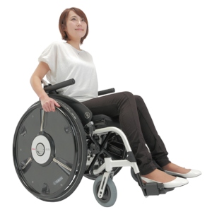 ヤマハ発動機が6月10日から発売する電動アシスト車いす「JWスウィング」