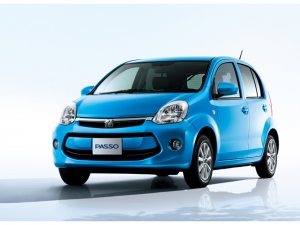 トヨタ発、非ハイブリッドでも省燃費を実現したパッソ。写真はリッター車最高グレードの「X“G Package”」FF車(135万6873円/税込み) トヨタ発、非ハイブリッドでも省燃費を実現したパッソ。写真はリッター車最高グレードの「X“G Package”」FF車(135万6873円/税込み)