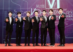 韓国のアイドルグループSUPER JUNIOR、SUPER JUNIOR-M、EXOが、中国の音楽賞である第2回音悦台V-Chart Awardsで受賞の栄誉に輝いた。写真=SMエンターテインメント 韓国のアイドルグループSUPER JUNIOR、SUPER JUNIOR-M、EXOが、中国の音楽賞である第2回音悦台V-Chart Awardsで受賞の栄誉に輝いた。写真=SMエンターテインメント
