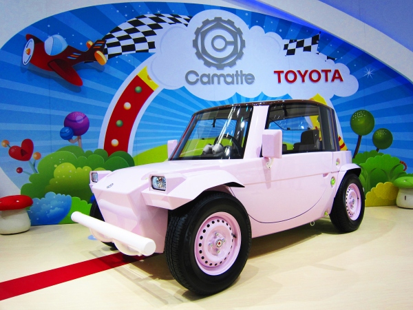 トヨタが北京モーターショーに出展したCamatte Sakura