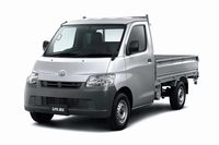トヨタ自動車は「タウンエース」と「ライトエース」を一部改良し、6月2日に発売する。写真は、
ライトエース トラック DX (2WD) (シルバーマイカメタリック)