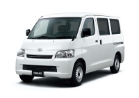 トヨタ自動車は「タウンエース」と「ライトエース」を一部改良し、6月2日に発売する。写真は、タウンエース バン GL (2WD) (ホワイト)