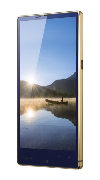 メタルフレームを採用した5.2インチIGZO搭載のスマートフォン「AQUOS Xx（ダブルエックス） 304SH」（シャープ製）