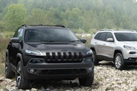 フィアット クライスラー ジャパンが5月17日に発売するSUV「Jeep Cherokee」（ジープ・チェロキー）の新型モデル