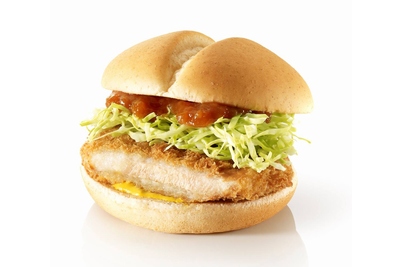 日本マクドナルドはが5月7日から期間限定で販売するサクサクでジューシーなとんかつを使用した新メニュー「とんかつマックバーガー」