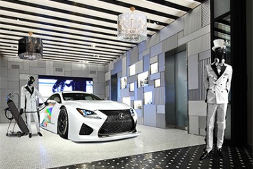 レクサス×ファッション、レーシングの”美しさ”を表現「RC F GT3 concept」青山で展示